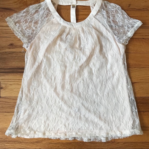 Gorgeous Ivory Lace Blouse - Picture 2 of 4